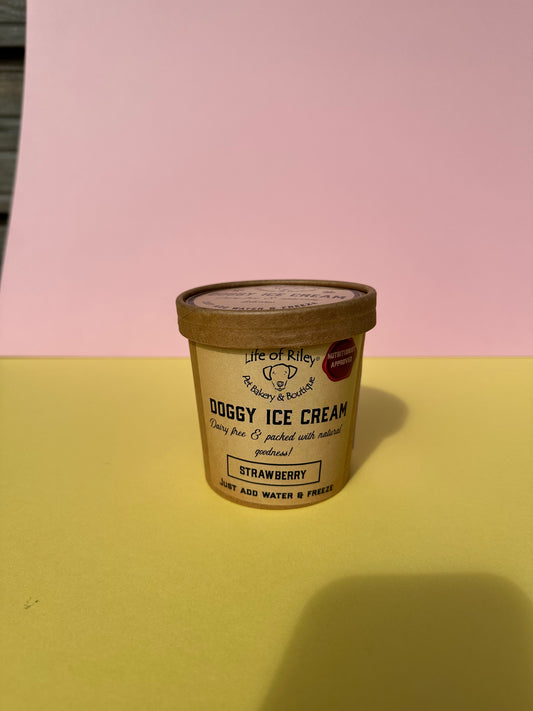 Strawberry Ice Cream 🍓